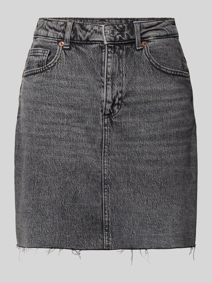 Produktfoto, Regular Fit Jeansrock aus Baumwoll-Mix Modell 'TESSA' von Vero Moda, graues Denim, 5-Pocket, Twillstruktur, Mini-Länge.