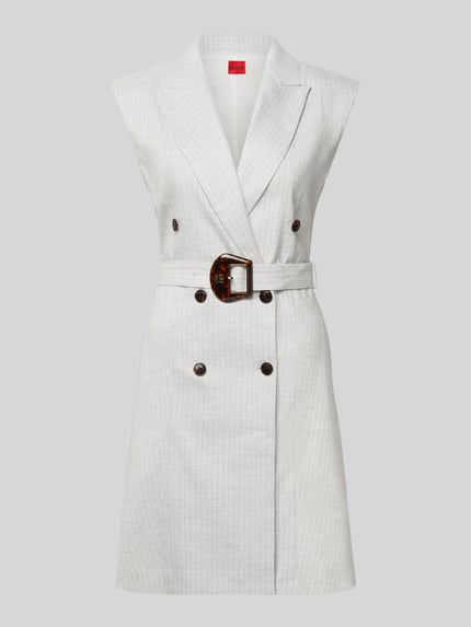 Productfoto, smal Etuikleid met riem model 'KAMELANA' van HUGO in wit gemêleerde twill met krijtstreep, V-hals, reverskraag, zonder mouwen