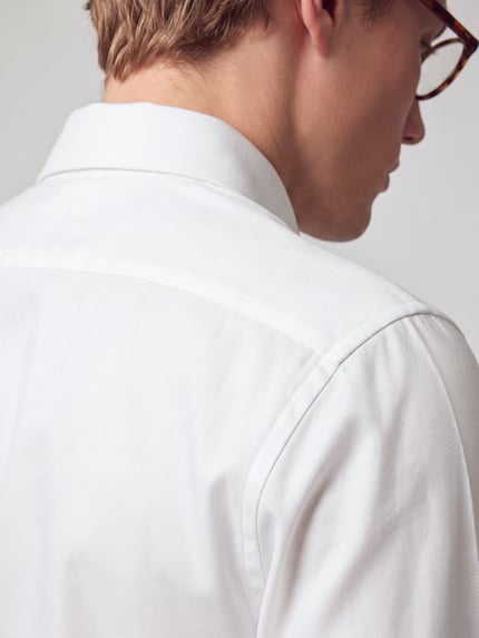 BOSS Regular Fit Businesshemd mit Haifischkragen Weiss 3
