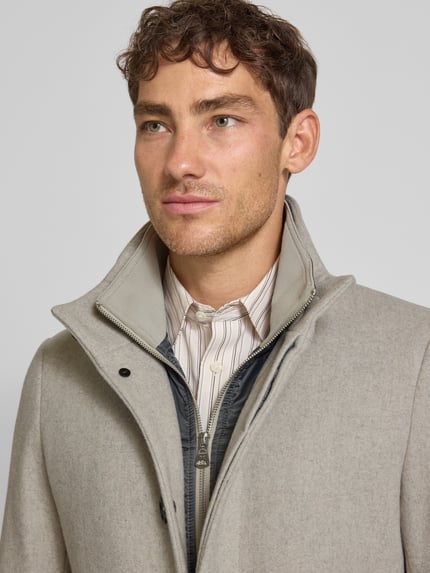 Matinique Mantel mit Stehkragen Modell 'Harvey' Taupe 3