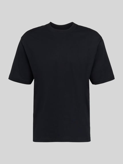 Produktfoto, Regular Fit T-Shirt aus reiner Baumwolle von MCNEAL, schwarze Farbe, Kurzarm, Rundhalsausschnitt, glatte Textur