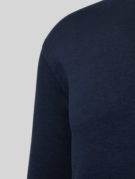 Produktfoto, granatowa bluzka z długim rękawem z mieszanki bawełny z dodatkiem streczu, materiał regulujący wilgoć, figurę podkreślający krój, okrągły dekolt, ocieplenie przez drapaną stronę wewnętrzną, Longsleeve aus feuchtigkeitsregulierendem Material od GÖTZBURG 1889