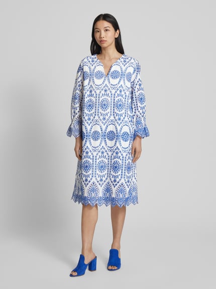White Label Knielanges Kleid mit Lochstickerei Marine 4