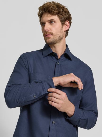 BOSS Relaxed Fit Freizeithemd aus Baumwoll-Lyocell-Mix Modell 'OWEN' Marine 3
