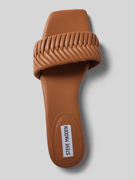 Steve Madden Slippers in gevlochten look, model 'ALLURE' Camel - 3