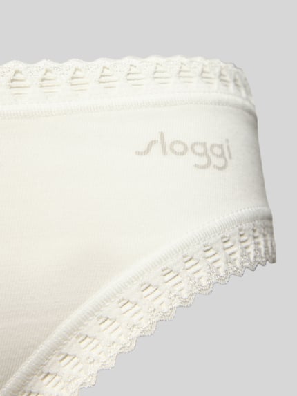 Sloggi Figi z koronką szydełkową w zestawie 3 szt. model ‘GO Crush’ Złamany biały 2