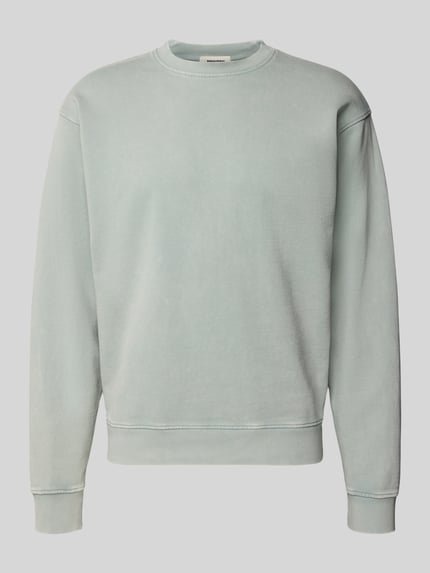 Produktfoto, Sweatshirt aus reiner Baumwolle von Drykorn in Hellblau, lockere Passform, Stehkragen, gerippte Abschlüsse, glatte Textur