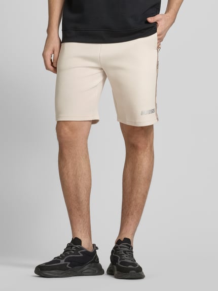 GUESS Activewear Regular fit sweatshorts met labelprint, model 'MICKEY' Beige - 4