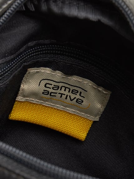 camel active Umhängetasche in Leder-Optik Black 6