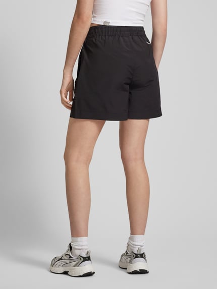 The North Face Korte regular fit broek met labelstitching Zwart - 5