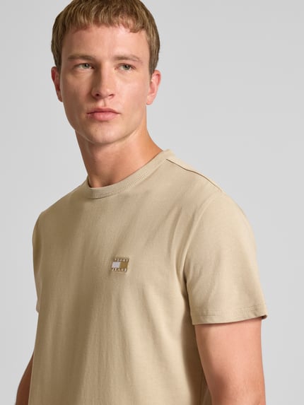Tommy Jeans T-shirt o kroju regular fit z czystej bawełny Beżowy 3