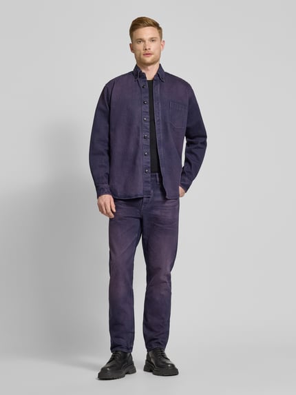 BOSS Orange Kurtka koszulowa jeansowa o kroju regular fit z kołnierzykiem typu button down model ‘Lambey’ Jasnośliwkowy 1