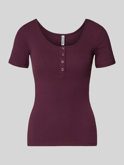 Productfoto, Slim Fit T-Shirt uit bio-katoenmix Model 'KITTE' van Pieces, effen, ribstructuur, korte mouw, boothals, henley sluiting