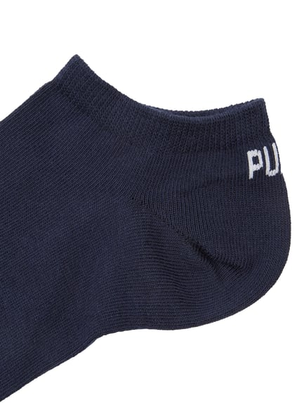 Productfoto, Sneakersokken met logo in set van 3 van PUMA voor heren van katoenmix met stretch, nauwsluitende pasvorm, donkerblauw.