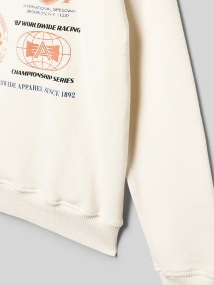 Productfoto, hoodie met labelstitching van Abercrombie&Fitch, katoenmix, los model, ribboorden, detail van kangoeroezak en print