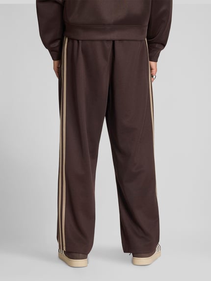 adidas Originals Loose Fit Sweathose aus Baumwoll-Mix mit Logo-Stitching Dunkelbraun 5