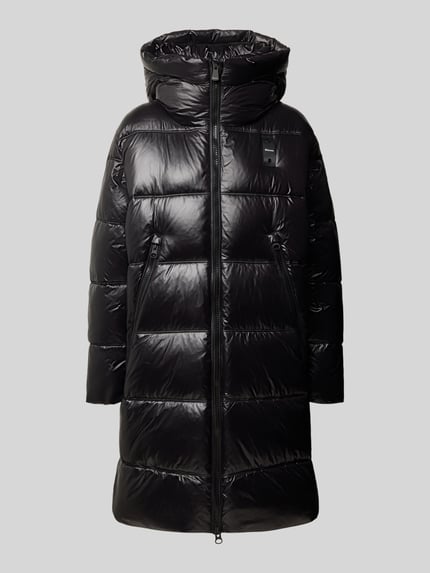 Produktfoto, schwarze Steppjacke mit Zweiwege-Reißverschluss Modell 'ARMORY' von Blauer USA, Kapuze, glatte gesteppte Textur, Regular Fit