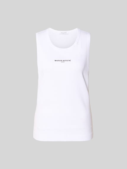 Produktfoto, białe top z bawełny od MAISON KITSUNÉ, Efekt prążkowania, detal z logo, krój bez rękawów, długość tyłu w rozmiarze M: 61 cm