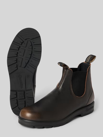 Produktfoto, Chelsea Boots aus echtem Leder mit Label-Detail von Blundstone, afgeronde pasvorm, Treklussen, profielzool, hakhoogte 3 cm, schachthoogte 15 cm, schachtbreedte 11 cm