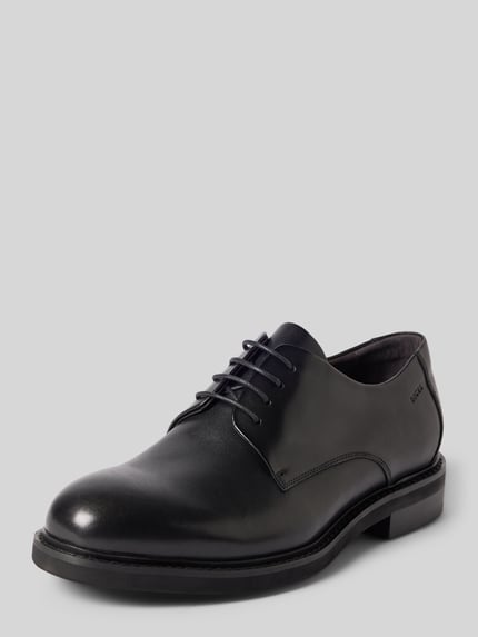 Produktfoto, Schnürschuh aus Leder mit Label-Prägung Modell 'Soft' von DIGEL in Schwarz, abgerundete-Spitze, leicht strukturierte Sohle, Schnürverschluss, Absatzhöhe 3 cm, Schafthöhe 7 cm, Schaftweite 11 cm