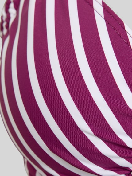Produktfoto, Bikini-Oberteil im Allover-Look Modell 'Tadu' von VENICE BEACH, lila-weiß gestreifter Material-Mix mit Stretch-Anteil