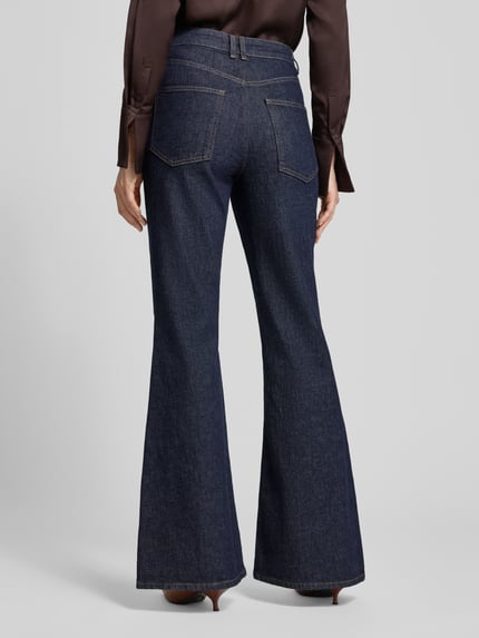 Style Icon Collection Ausgestellte Jeans mit modernem Flared Fit - curated by Anouk Yve Jeansblau 5