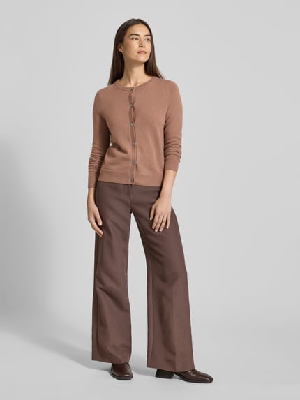 Christian Berg Woman Strickjacke aus Kaschmir mit Rundhalsausschnitt Hazel 1