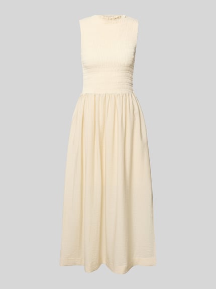 Produktfoto, Midikleid mit Smok-Details von Jake*s Casual in Creme, A-Linie, Material-Mix mit Stretch, strukturierte Oberfläche.