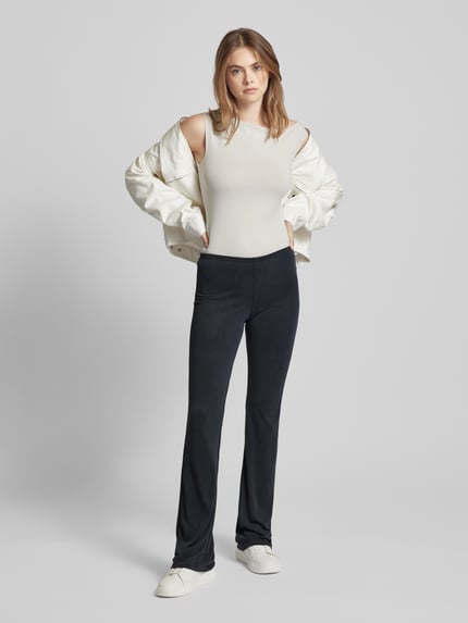 Weekday Flared Cut Stoffhose mit elastischem Bund Modell 'Bea' BLACK 1