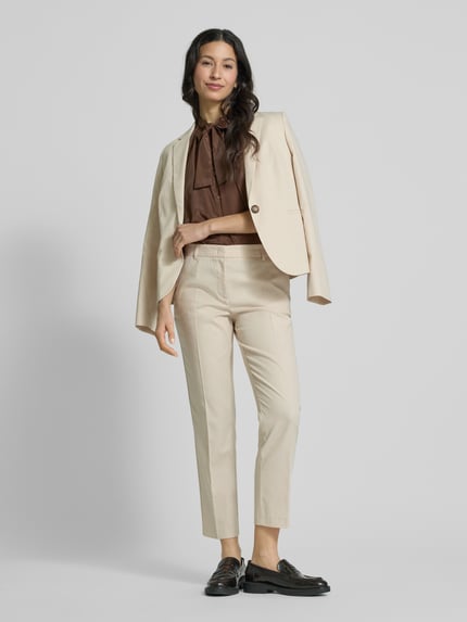 Christian Berg Woman Selection Spodnie materiałowe o kroju regular fit z kantami Piaskowy 1