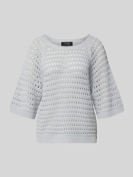 Produktfoto, Strickpullover mit 1/2-Arm von Marc Cain in Hellgrau, Relaxed-Fit aus Reine Baumwolle, mit Rundhalsausschnitt, feine Lochstruktur.