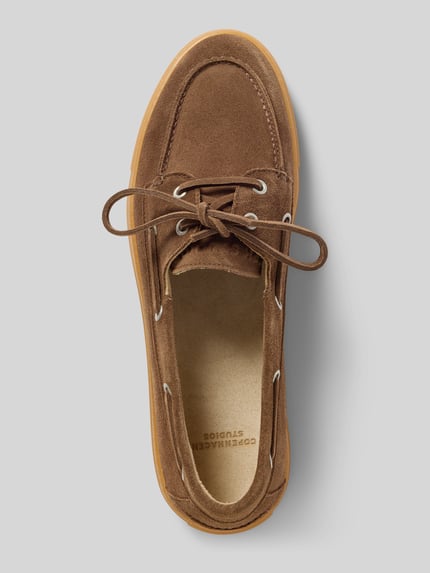 Productfoto, Schnürschuhe aus echtem Leder van Copenhagen, bruin, afgeronde vorm, vetersluiting, gestructureerde zool, damesmodel