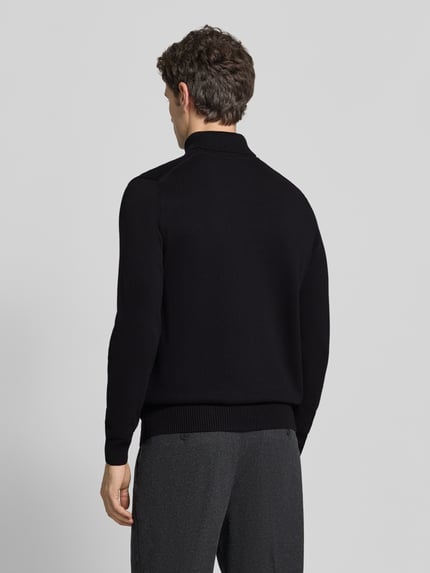 Christian Berg Men sweter z dzianiny w kroju regular fit z mieszanki bawełny i wełny z golfem Czarny 5