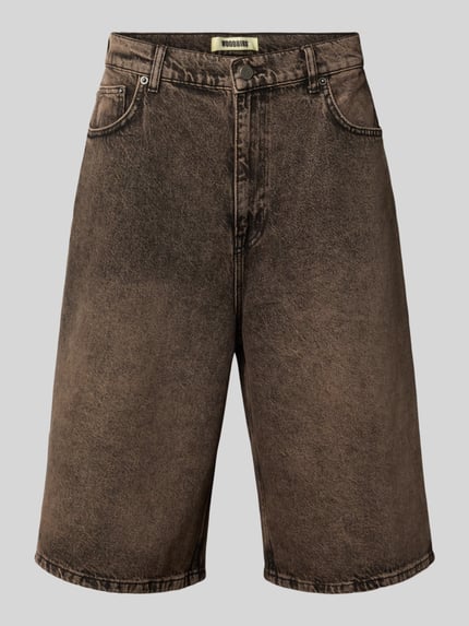 Produktfoto, braune Herren Jeansshorts mit Eingrifftaschen Modell 'Yuto Oak' von WOODBIRD, reine Baumwolle, Relaxed Fit, sandige Textur