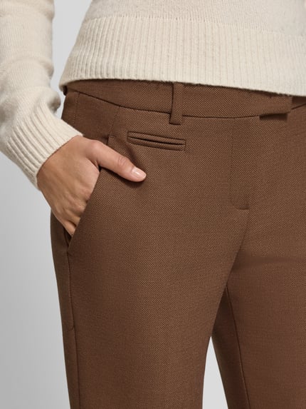SEDUCTIVE Spodnie materiałowe o skróconym kroju regular fit model ‘MARY’ Koniakowy 3