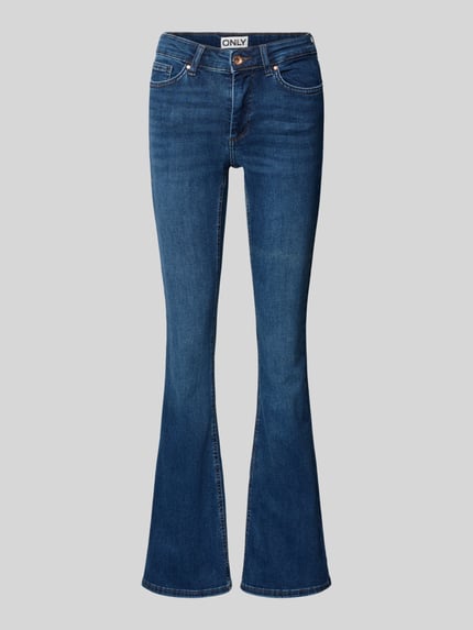 Produktfoto, Bootcut Jeans im 5-Pocket-Design Modell 'ONLBLUSH' van ONLY, blauwe denim, stretch katoenmix, knoop- en ritssluiting.