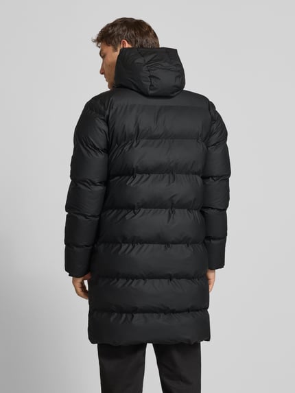 Rains Płaszcz pikowany o kroju regular fit z kapturem model ‘Alter’ Czarny 5