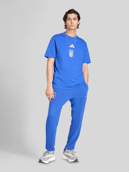 adidas Sportswear Regular Fit T-Shirt mit Italia Detail Blau 1