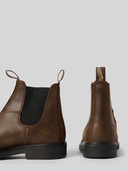 Productfoto, Chelsea Boots aus echtem Leder mit Label-Detail van Blundstone, bruin leer, afgeronde pasvorm, labeldetail, treklussen, geprofileerde zool, hakhoogte maat 44: 4 cm, schachthoogte maat 44: 15 cm, schachtbreedte maat 44: 10 cm