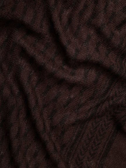 Produktfoto, Schal aus Viskose-Mix mit Woll-Anteil Model 'NOVIS' von PIECES, strukturierte Oberfläche in Braun- und Schwarztönen, Damen Schal