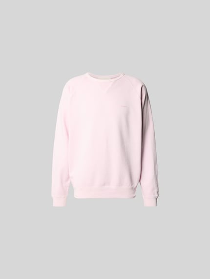 Produktfoto, Relaxed Fit Sweatshirt aus Baumwolle von Closed in zartem Rosa, elastische Abschlüsse, Raglanärmel, Rundhalsausschnitt, Rückenlänge 71 cm.