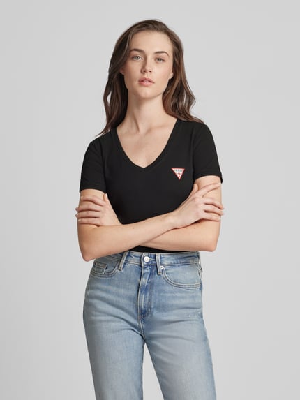 GUESS T-Shirt mit V-Ausschnitt Black 4
