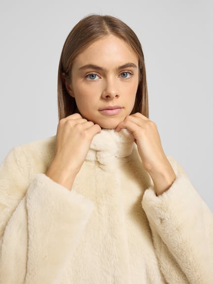 ONLY Regular fit lange jas in de look van imitatiebont, model 'VIDA' Offwhite - 3