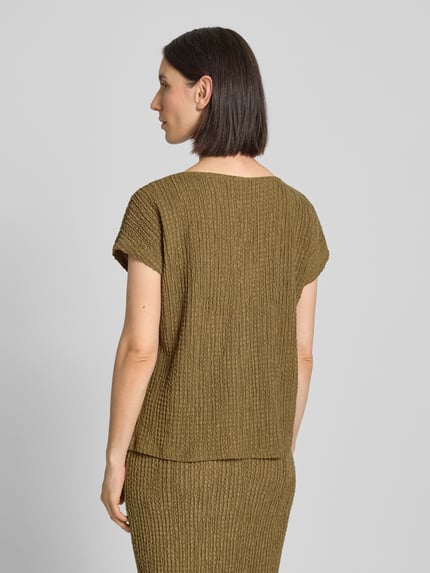 Christian Berg Woman Relaxed Fit T-Shirt mit V-Ausschnitt und Zierfalte Khaki 5