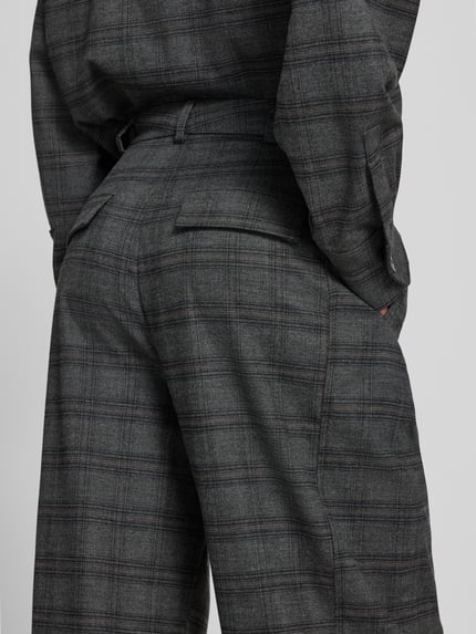 Style Icon Collection Spodnie o kroju barrel-cut we wzór w kratę Ciemnoszary melanż 3