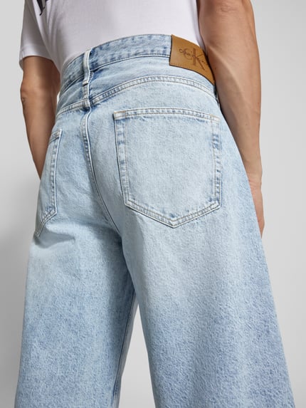 Calvin Klein Jeans Korte relaxed fit jeans in 5-pocketmodel Lichtblauw - 3