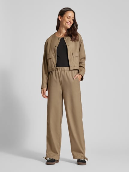 Moves Relaxed Fit Stoffhose mit elastischem Bund Modell 'Ostera 3690' Schilf 1