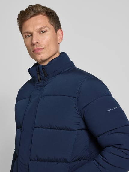 Pepe Jeans Regular Fit Steppjacke mit abnehmbarer Kapuze Modell 'JOBIAS' Marine 3