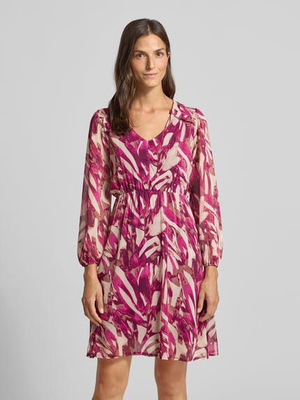 ZABAIONE Knielanges Kleid mit V-Ausschnitt Fuchsia 4