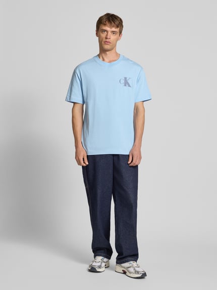 Calvin Klein Jeans T-Shirt mit Label-Print und Rundhalsausschnitt Hellblau 1